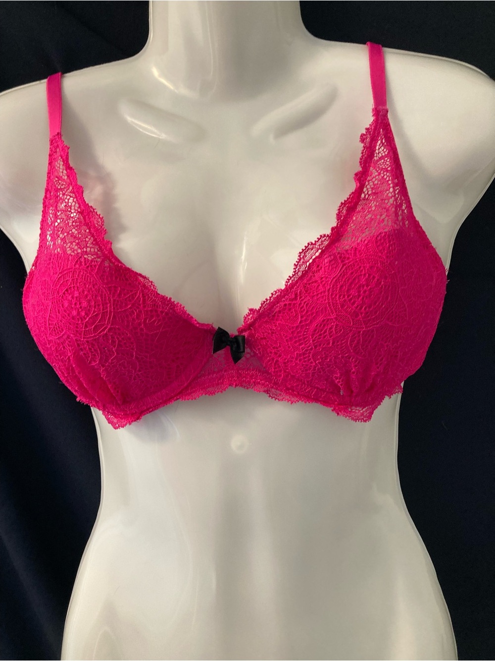 La Vie en Rose Hot Pink Lace Bra 36B Underwire